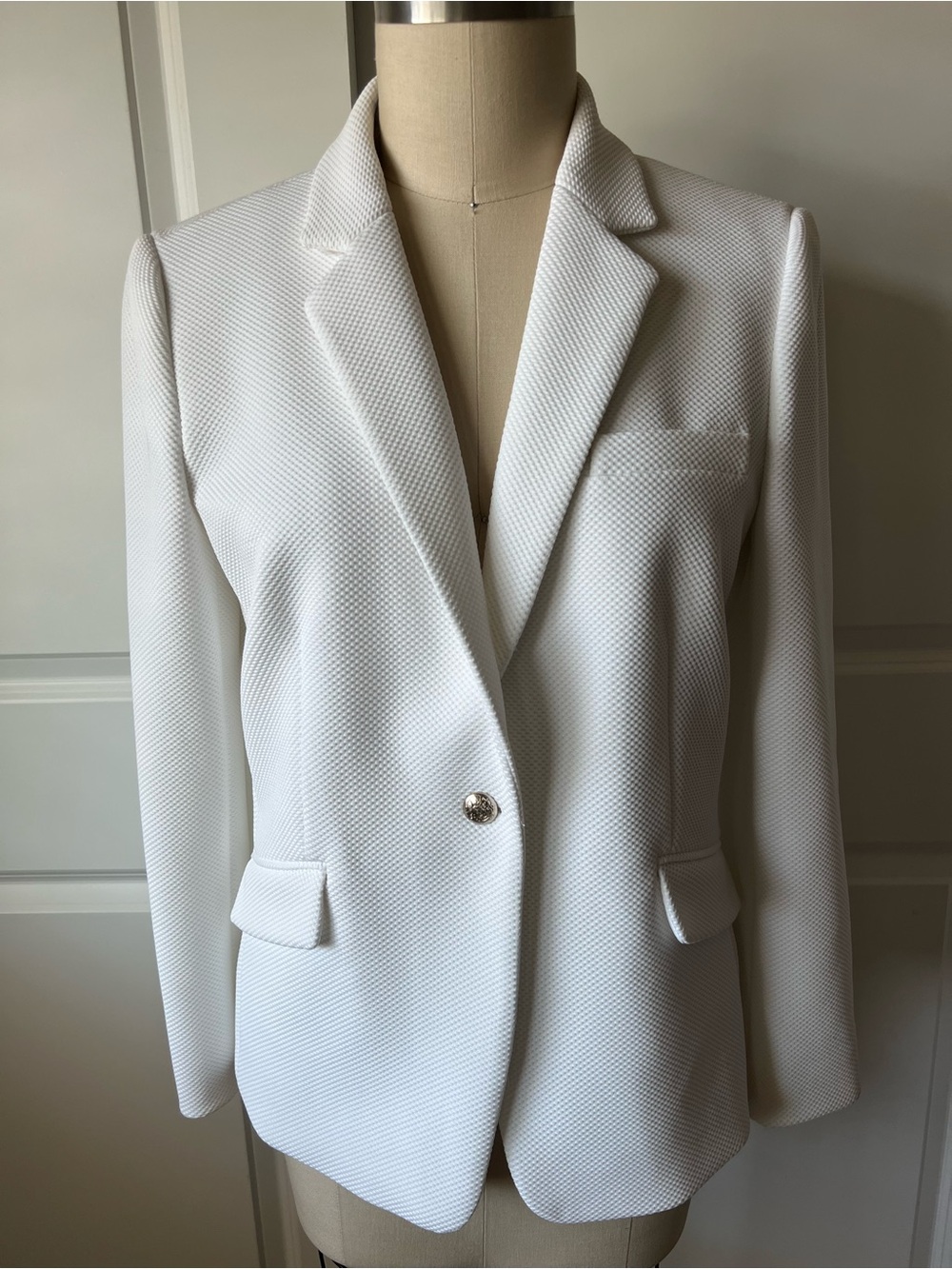 Tahari ASL White Textured Single-Button Blazer